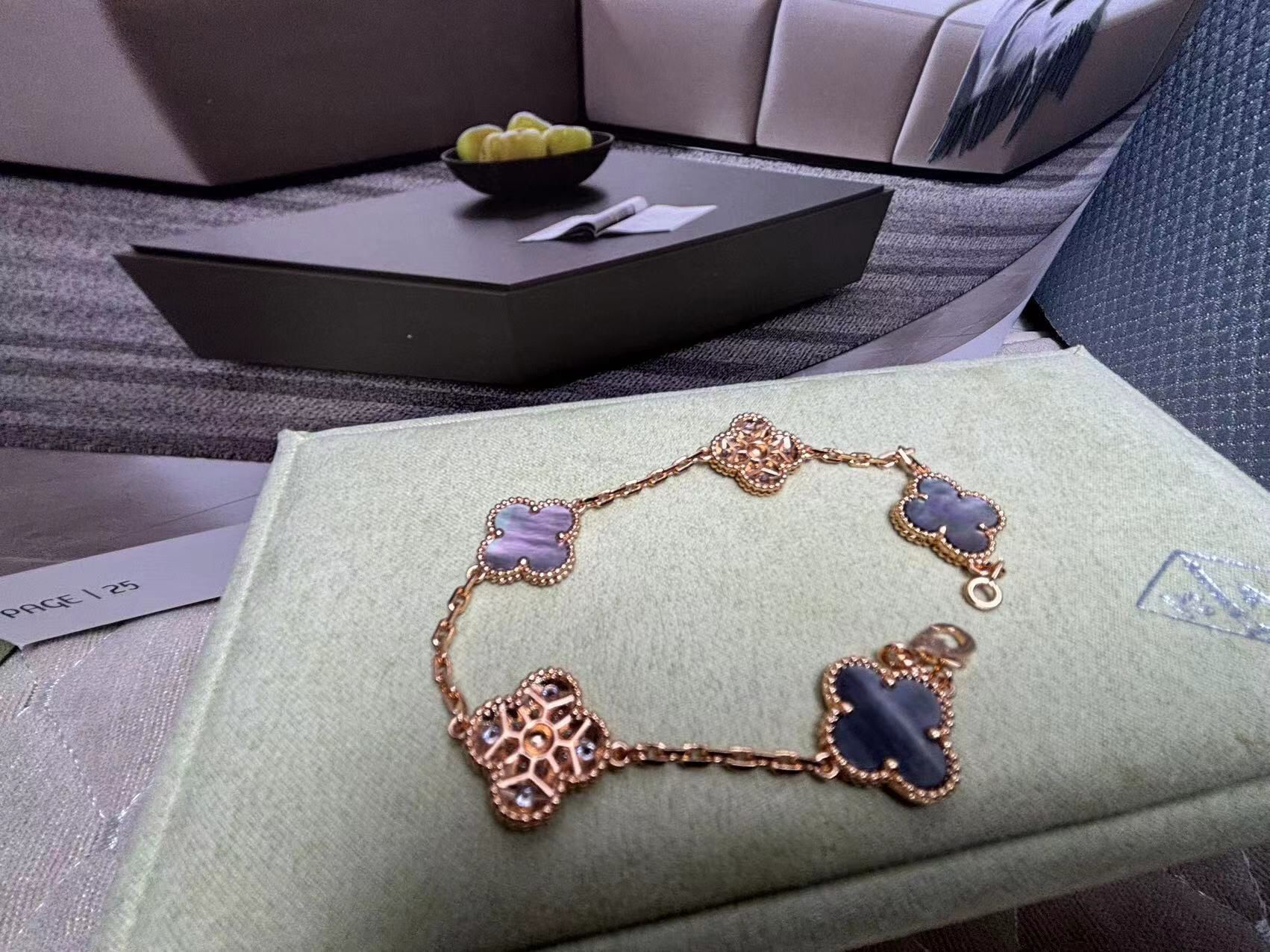 Van Cleef & Arpels bracelet