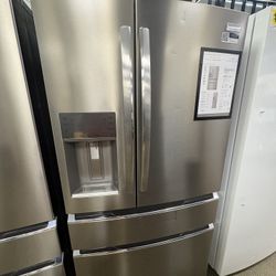 Frigidaire Gallery French Door Refrigerator w/ Ice & Water Dispenser (Stainless Steel) ($0 Down) | No Credit Needed