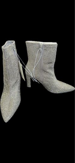 Brand New Silver Rhinestone Ankle Height Boots Size 7