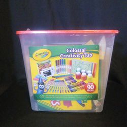 Crayola Colossal Creativity Tub 