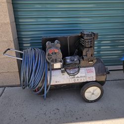 2 HP CAMPBELL HAUSFIELD 20 Gallon Compressor