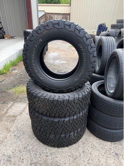 4 llantas 275/70/18 dela bfgoodrich 95% de vida