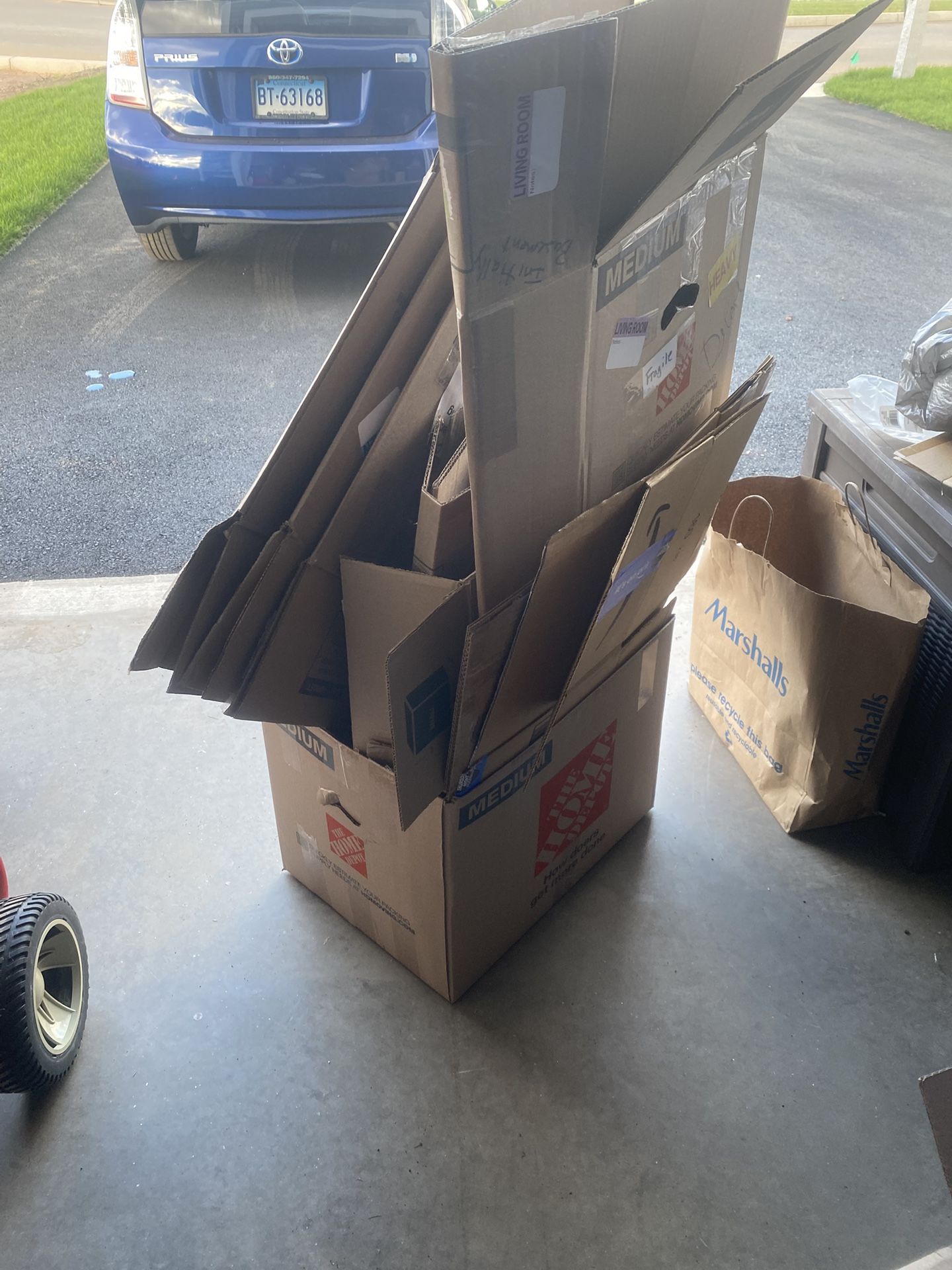 Free Moving Boxes 