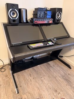 Slate Raven MTi Core Station w/ Dual Touchscreens, Raven Keyboard & Kensington Trackball