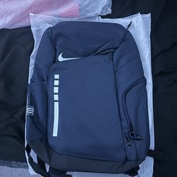 Nike  Elite bags Brand New $50 each 4 colors Black , Navy Blue, Red, White. (Shipping and Delivery)