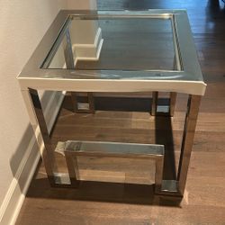 Free Glass End Table 