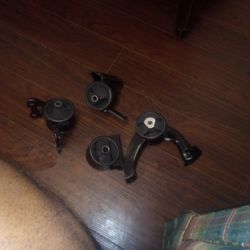 2007-2012 Dodge Caliber Engine Mount Kit