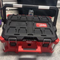 Milwaukee PACKOUT Large Tool Box — Brand New