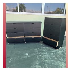 8 and 5 drawers dresser / Eight and five drawers dresser