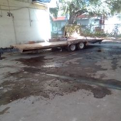 Build A Tiny House On His Trailer
