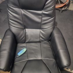 Very nice massage chair with heat.