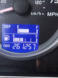 2013 HINO 268