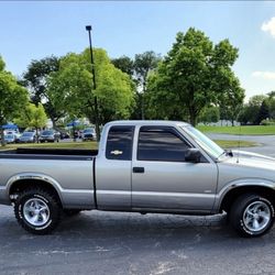 2001 Chevrolet S-10
