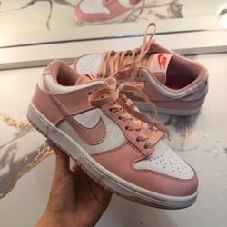 Nike Dunk Low Pink/White Sneakers – Women’s Size 7 – Gently Used