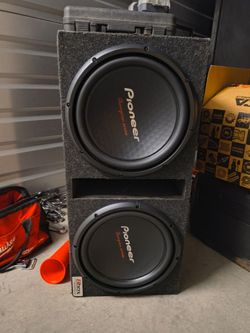 Dual Subwoofer Box Pioneer Champion Series