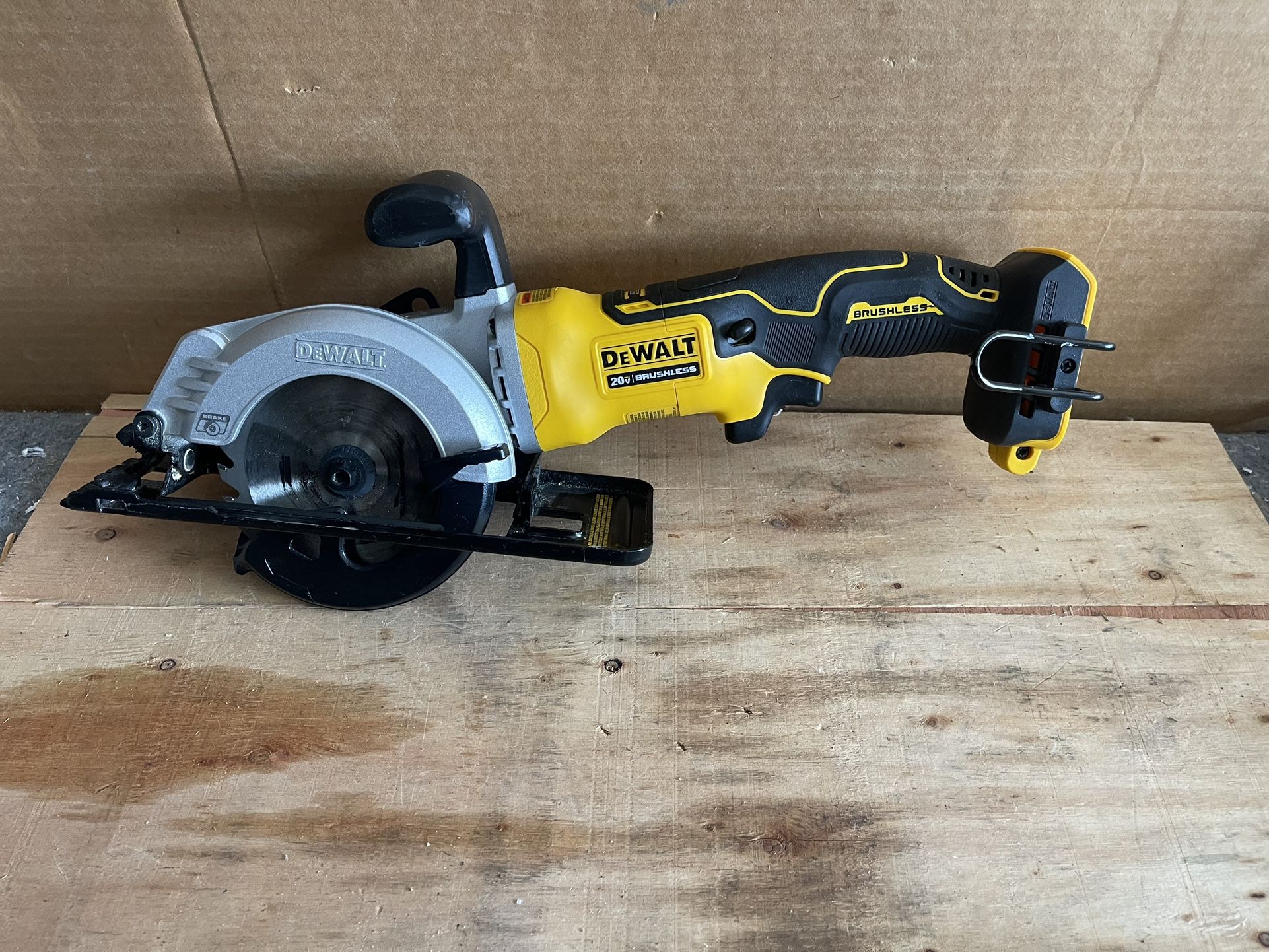 Dewalt Atomic 20V Circular Saw 