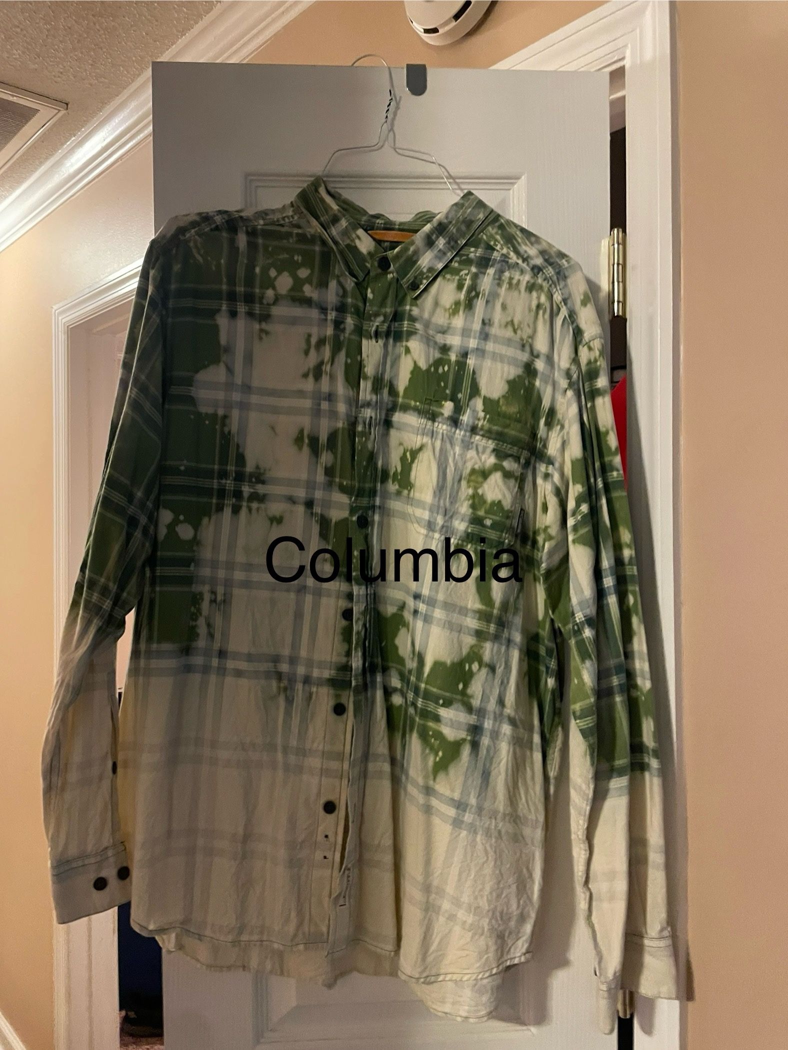 Men’s XL Shirts $5 Each