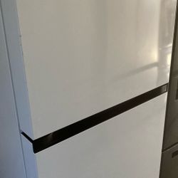 New LG Fridge 