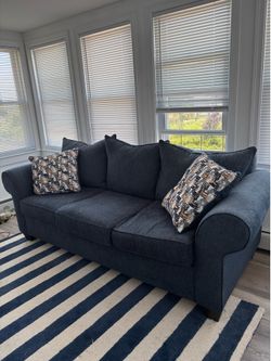 Bob’s Furniture Sleeper Couch