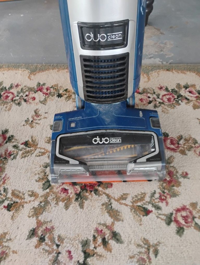 Shark Duo Clean. Great Price