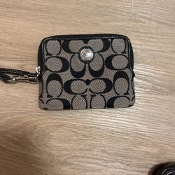 Coach Wristlet Black