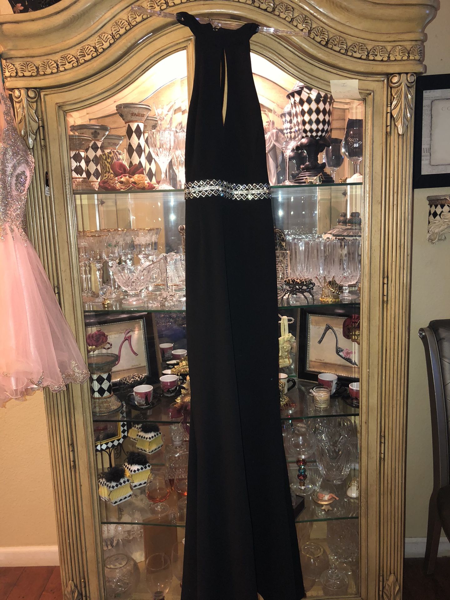 Formal dress / Size M for Sale in Visalia, CA OfferUp