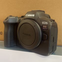 Canon R6II