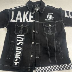 Mens New Black & White LA Los Angeles Lakers Jean Jacket Size XL 