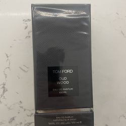 Tom Ford Oud Wood Eau de Parfum  