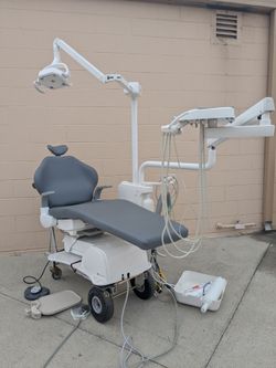 Belmont dental chair
