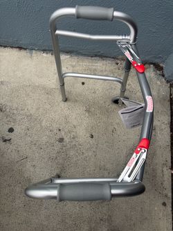 Adult walker