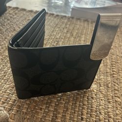 Coach Clip And Wallet 