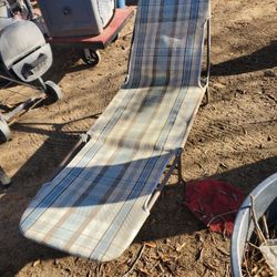 Beach Chair Foldable And Free 2 Extra Ones