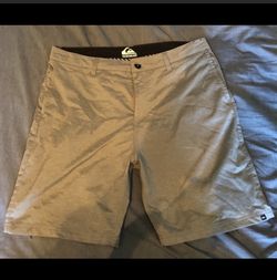 Men’s silver Quicksilver shorts size 36