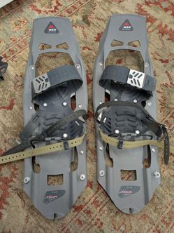 MSR Evo Tour Snowshoes with Black Diamond Trekking Poles