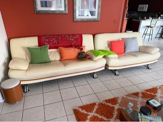 3 Sofa Set with coffee table and side table