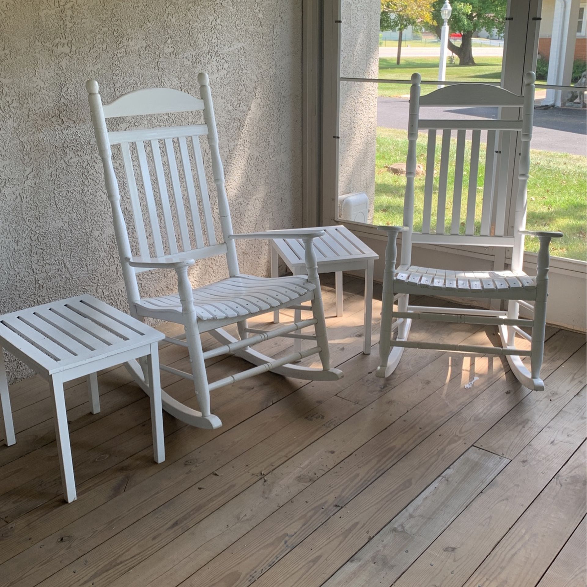 Rocking Chairs 