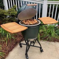 Large Big Green Egg nest and side tables plus accessories