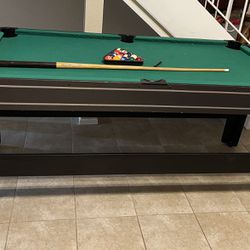 Kids Pool Table and Air hockey 2 in 1