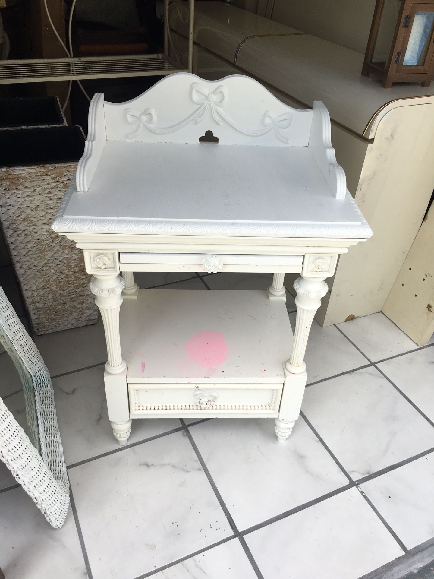 Princess Makeup Vanity With Mirror