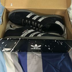 Adidas Star Wars x Gazelle Sambas Darksaber’