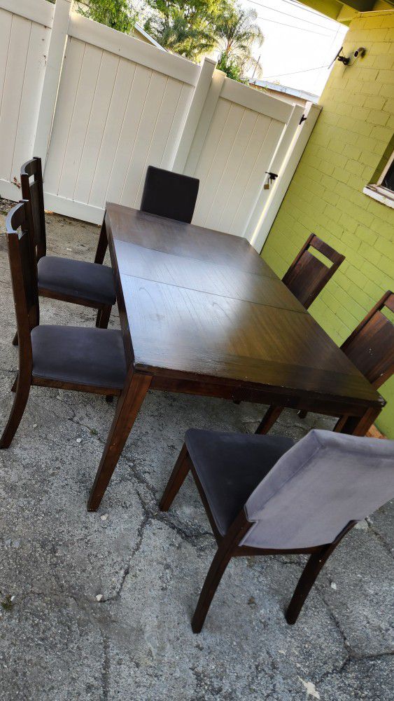 6 Chair Table Set With Leaf