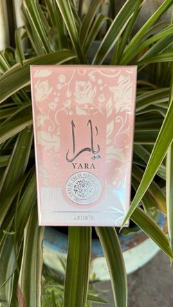 Lattafa yara pink