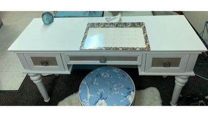 Vanity Desk