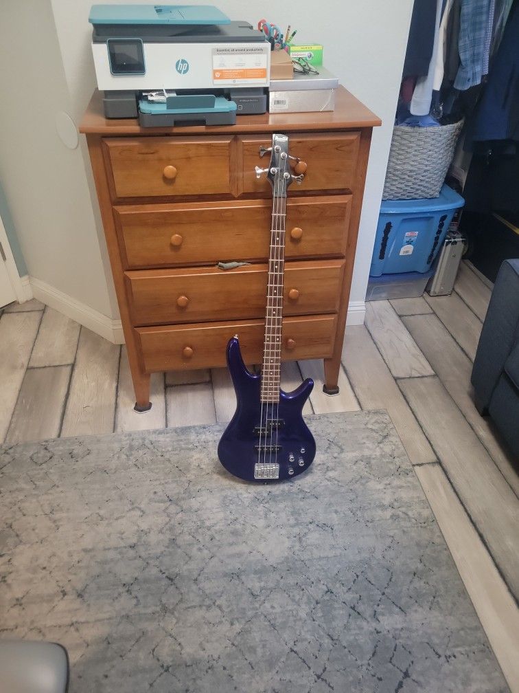Ibanez SoundGear Bass Guitar.