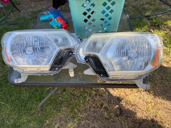 Toyota Camary headlights