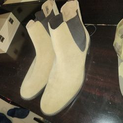 Size 9 Chelsea Boot New