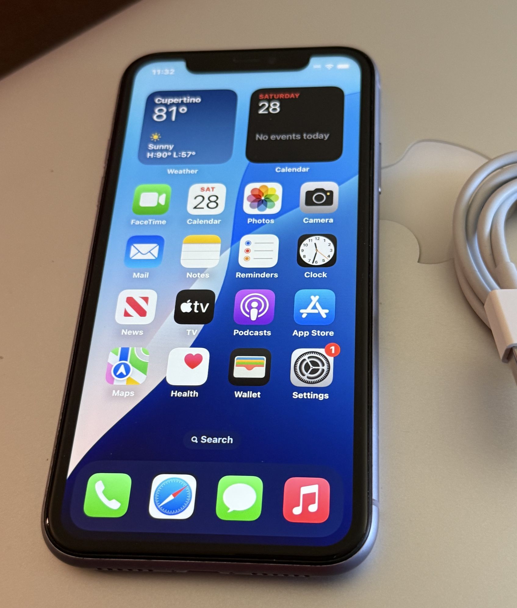 Apple iPhone 11 64 GB. Unlock Any Company