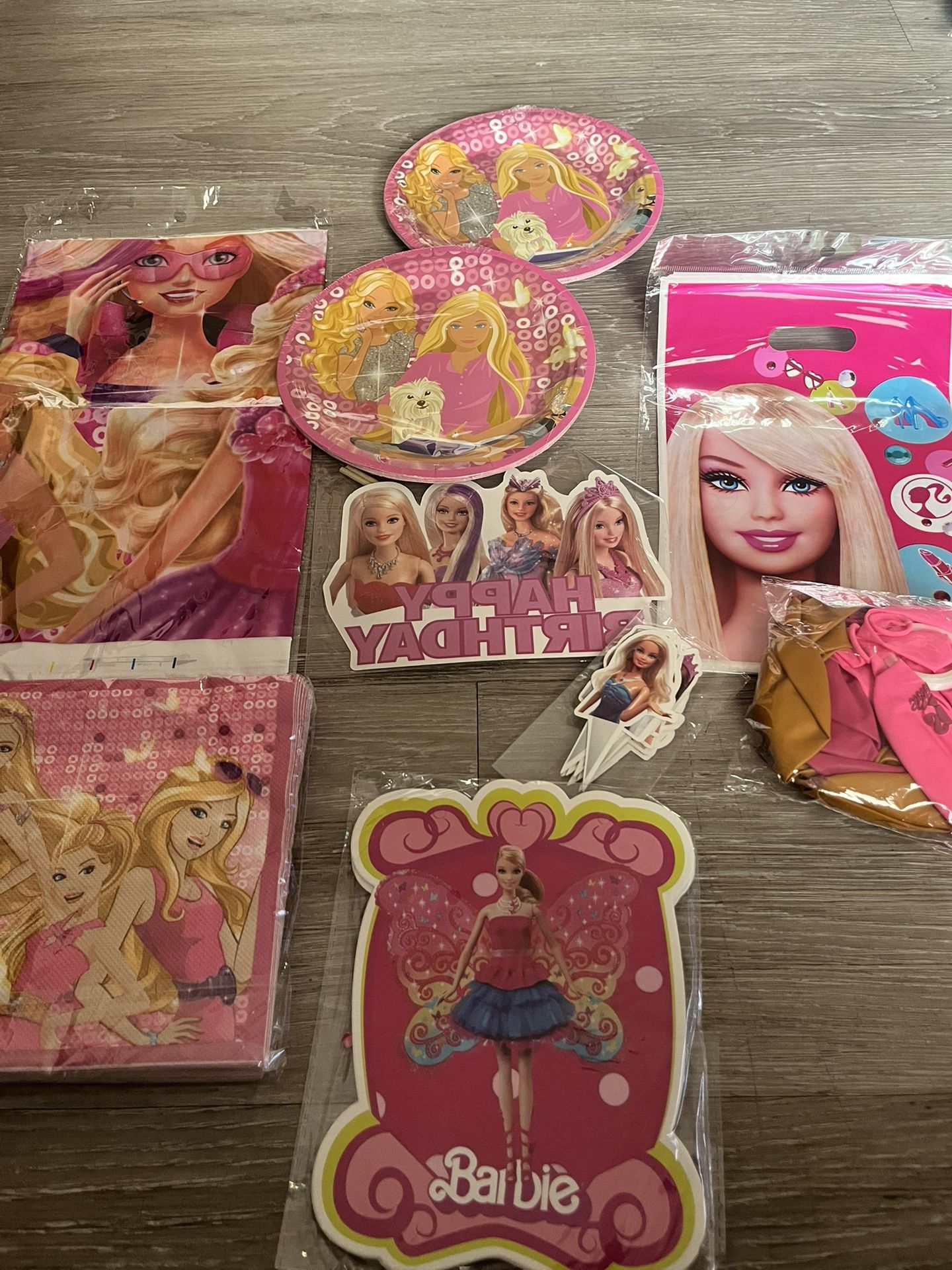 Barbie Party Decor