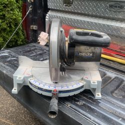 Chop Saw/ Power Miter
